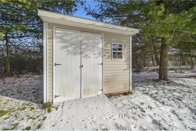 1906 Northgate Circle, Akron, OH 44320 - Photo 41