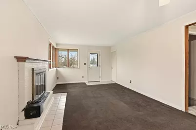 211 McKinney Boulevard, Kent, OH 44240 - Photo 17