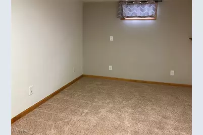 2434 Saratoga Avenue SW, Canton, OH 44706 - Photo 17