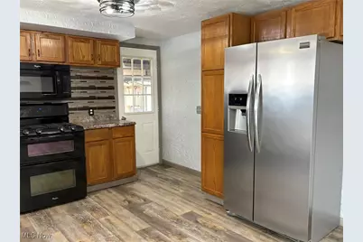 2434 Saratoga Avenue SW, Canton, OH 44706 - Photo 3