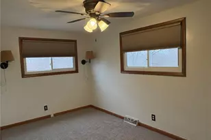 2434 Saratoga Ave SW, Canton, OH 44706 - Photo 13