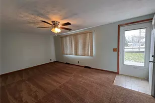2434 Saratoga Ave SW, Canton, OH 44706 - Photo 9