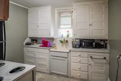 631 Greenfield Avenue SW, Canton, OH 44706 - Photo 11