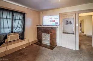 631 Greenfield Ave SW, Canton, OH 44706 - Photo 5