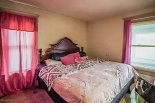 631 Greenfield Ave SW, Canton, OH 44706 - Photo 13