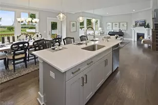 7818 Harley Hills Dr, North Royalton, OH 44039 - Photo 9