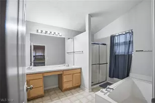 2279 Becket Cir, Stow, OH 44224 - Photo 19