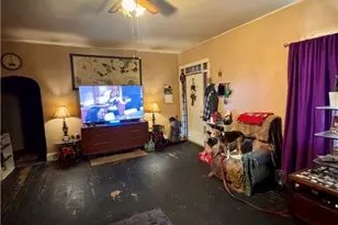 836 Main St, Bridgeport, OH 43912 - Photo 5