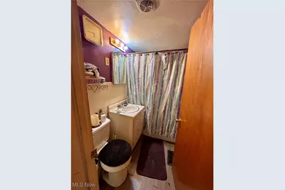 836 Main Street, Bridgeport, OH 43912 - Photo 9