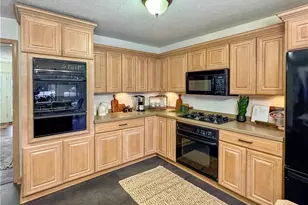 1424 Turnberry Dr, Boardman, OH 44512 - Photo 11