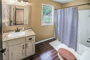 151 Granada Cir, Parkersburg, WV 26104 - Photo 11