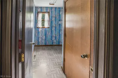 151 Granada Circle, Parkersburg, WV 26104 - Photo 7