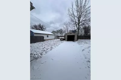 328 Marmion Avenue, Youngstown, OH 44507 - Photo 3