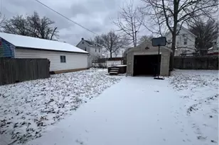 328 Marmion Ave, Youngstown, OH 44507 - Photo 3