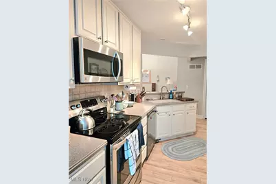 3800 Rosemont Boulevard #103 E, Fairlawn, OH 44333 - Photo 11