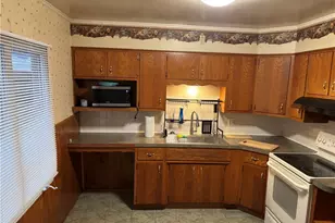 2407 Nesmith Lake Blvd, Akron, OH 44314 - Photo 21