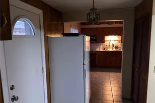 2407 Nesmith Lake Blvd, Akron, OH 44314 - Photo 9