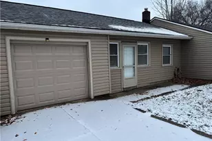 2407 Nesmith Lake Blvd, Akron, OH 44314 - Photo 3