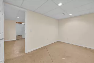 340 Granger Dr, LaGrange, OH 44050 - Photo 19