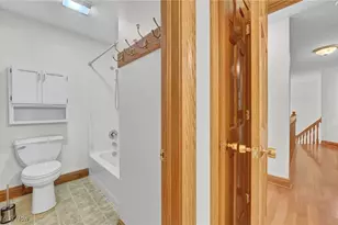 340 Granger Dr, LaGrange, OH 44050 - Photo 23