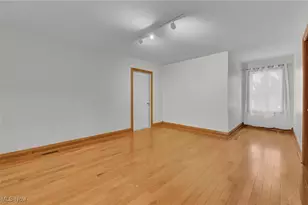 340 Granger Dr, LaGrange, OH 44050 - Photo 27