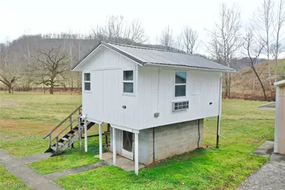 9926 Cedar Creek Road, Cedarville, WV 26611 - Photo 37