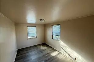 34 W Lewis St, Struthers, OH 44471 - Photo 5
