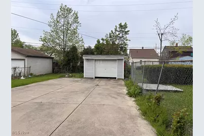 3976 E 154th Street, Loveland, OH 44128 - Photo 3