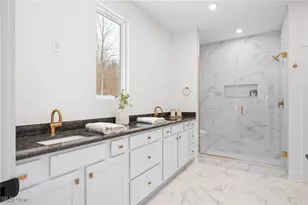 779 Center Rd, Hinckley, OH 44233 - Photo 19