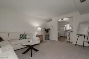 1589 Lee Terrace, Wickliffe, OH 44092 - Photo 7