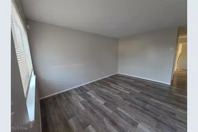 16610 Priebe Avenue, Loveland, OH 44128 - Photo 3