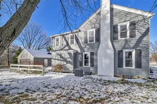 320 Missouri Ave, Lorain, OH 44052 - Photo 3