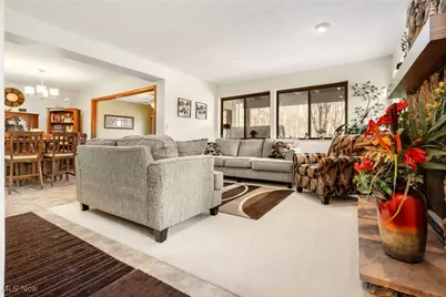 540 Meredith Lane, Cuyahoga Falls, OH 44223 - Photo 5