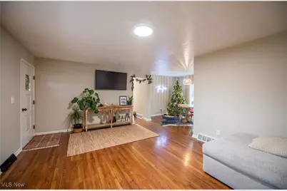 6045 Cleveland Avenue SE, East Sparta, OH 44626 - Photo 7