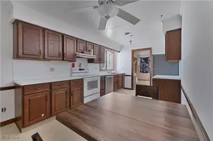 125 Island Dr, Poland, OH 44514 - Photo 9