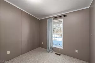 237 Amherst Mobile Home, Amherst, OH 44001 - Photo 17