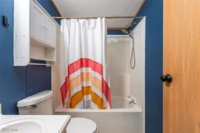 237 Amherst Mobile Home, Amherst, OH 44001 - Photo 21