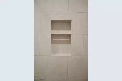 103 Town Centre Drive, Grandview Heights, OH 44147 - Photo 15