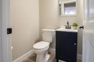 2798 E Celeste View Dr, Stow, OH 44224 - Photo 9