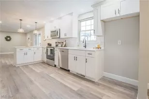 2798 E Celeste View Dr, Stow, OH 44224 - Photo 5