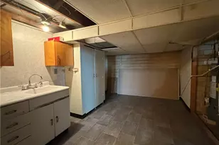 329 37th St NW, Canton, OH 44709 - Photo 41