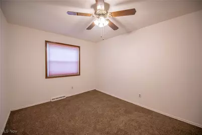 7180 Woodell Avenue NE, Canton, OH 44721 - Photo 19