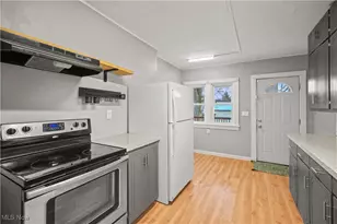 537 Clark St, Willard, OH 44890 - Photo 5