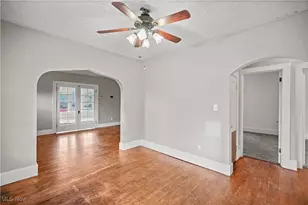 537 Clark St, Willard, OH 44890 - Photo 9