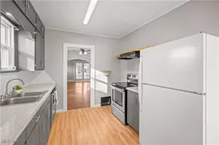 537 Clark St, Willard, OH 44890 - Photo 7