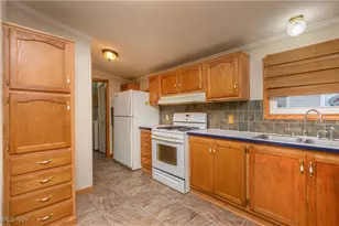 14486 Ardmore Dr, Alliance, OH 44601 - Photo 9