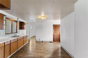 515 Walden Ave, Tiltonsville, OH 43963 - Photo 11