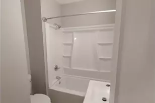 1635 Hillcrest Rd, Cleveland Heights, OH 44118 - Photo 11