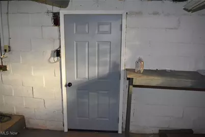 613 E Main Street, Barnesville, OH 43713 - Photo 15