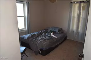 613 E Main St, Barnesville, OH 43713 - Photo 11